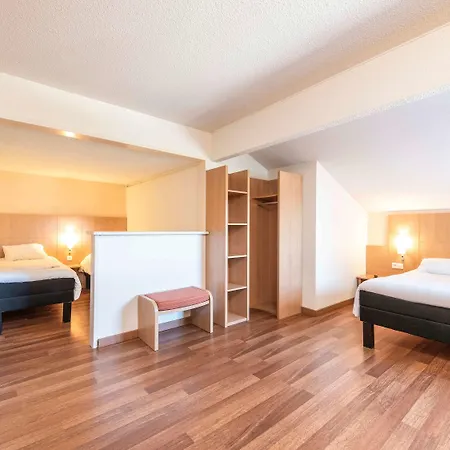Ibis Отель 3*