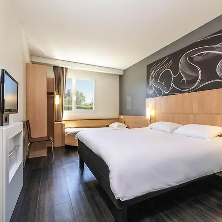 Ibis Otel