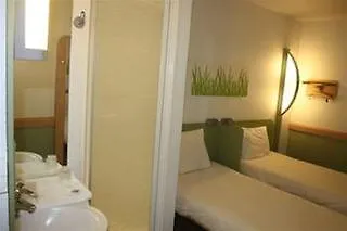 Ibis Hotel 3*
