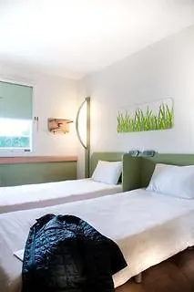 Ibis 3* 이스와