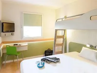 Ibis 3*