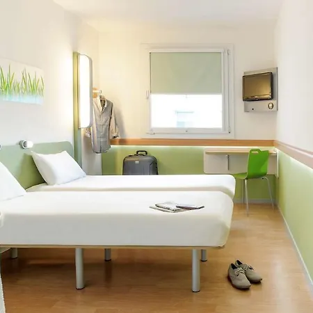 Ibis 3* Issoire