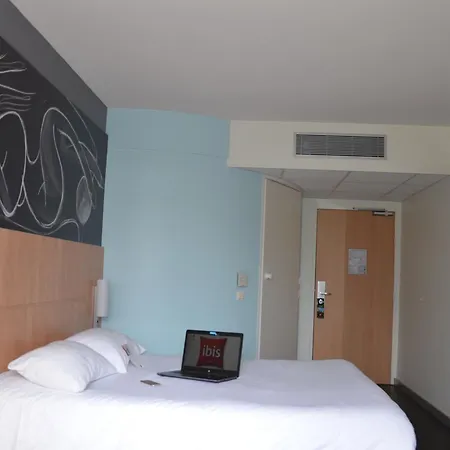 Ibis Hotel 3*