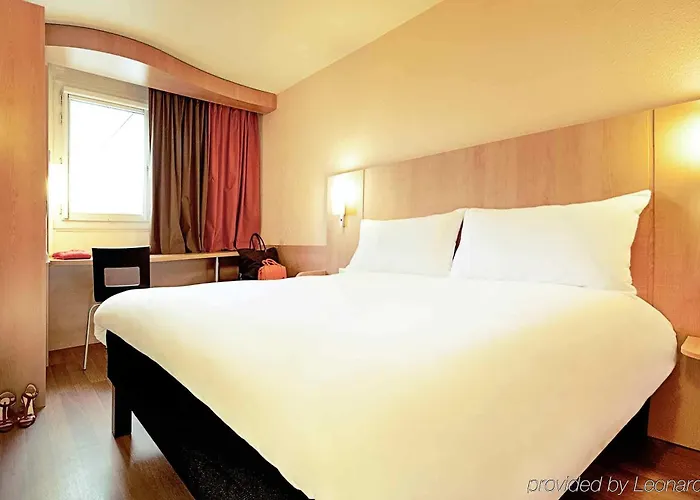 Ibis Hotel 3*